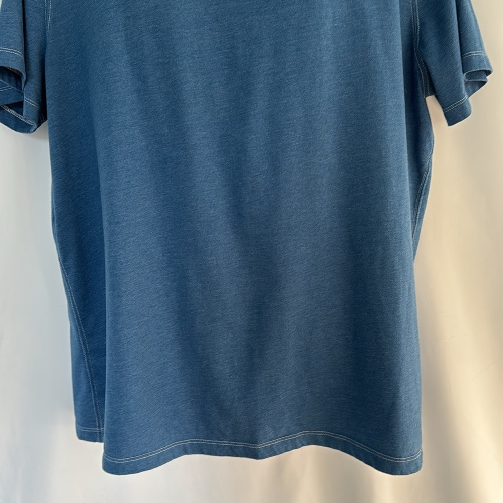 ❤️3/$30 Gap Everyday Soft T-shirt - Picture 3 of 6